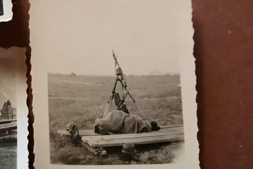 sechs alte Fotos- Soldaten  zerstörte Technik, Panzer -  Bjaresina Russland 1940