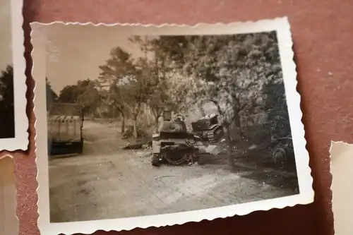 sechs alte Fotos- Soldaten  zerstörte Technik, Panzer -  Bjaresina Russland 1940