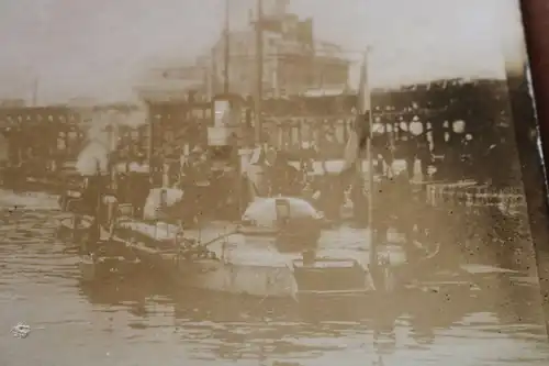 tolles altes Foto - Flusskanonenboote ???  Geschützkuppel - Alter ??? 