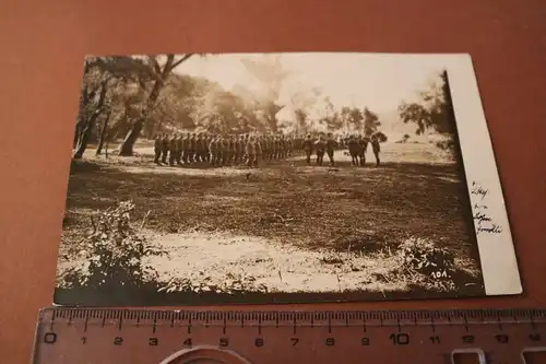 altes Foto - Gruppenfoto  hoher Besuch bei den Soldaten - 1917 