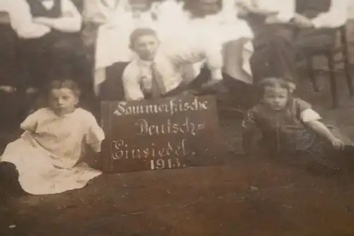 zwei tolle alte Fotos  Familienfoto -  Deutsch-Einsiedel 1913