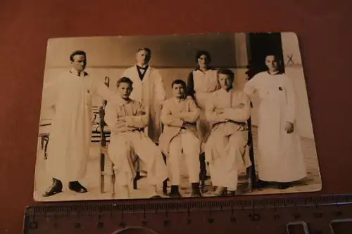 altes Foto - Krankenhaus ?? Gruppe Personen, Ärzte ?? 