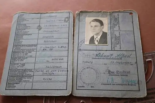 alte Kennkarte aus Coburg von einem Mann 1946 