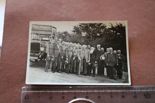 tolles altes Foto - Vereinsausflug Gruppe Männer Bus von Auto-Schwarz - 30er Jah