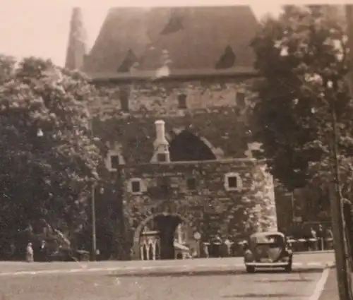 tolles altes Foto - Litfasssäule mit Zigarettenwerbung Orienta ? Aachen