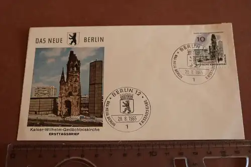 acht Ersttagsbriefumschläge ? Sonderstempel Österreich + ein Berlin  70er Jahre 