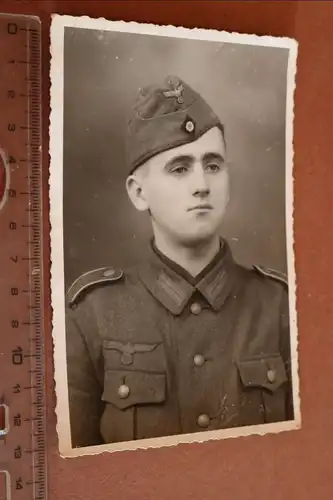 altes Foto - Portrait eines Soldaten mit Schiffchen aufgenommen in Agen Frankre 