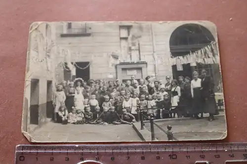 tolles altes Gruppenfoto - Kinderfest ??? Ort ??? 20er Jahre ?