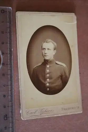 tolles altes CDV Foto - Portrait eines Soldaten Freiburg i.B. 