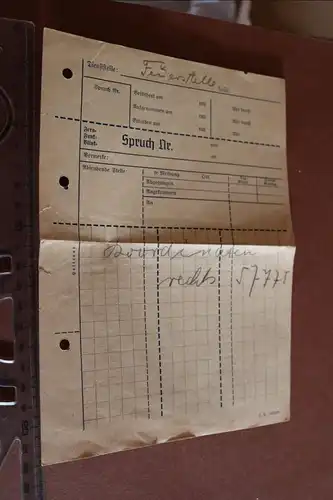 altes Notizblatt von einer Feuerstelle mit Koordinaten