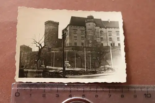 tolles altes Foto - Burg von Krakau - kleiner Schilderwald davor 30-40er Jahre