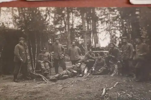 sieben alte Fotos - Soldaten , Gruppenfotos usw.