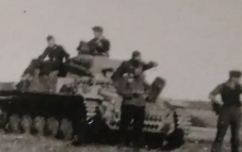 tolles altes Foto - deutsche Panzer auf Vormarsch - Russland ?