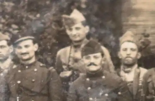 altes Gruppenfoto französische Soldaten ? Infanterie ?? Maschinengewehre