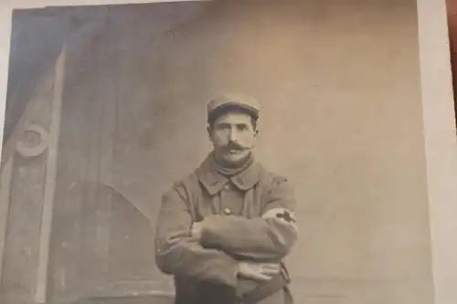 zwei tolle alte Fotos Portrait französischer Sanitäter - Regt. 8
