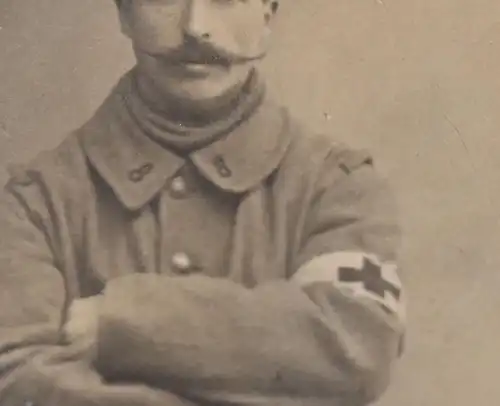 zwei tolle alte Fotos Portrait französischer Sanitäter - Regt. 8