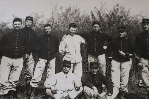 altes Gruppenfoto französische Soldaten ? Artillerie ? 28 April 1913