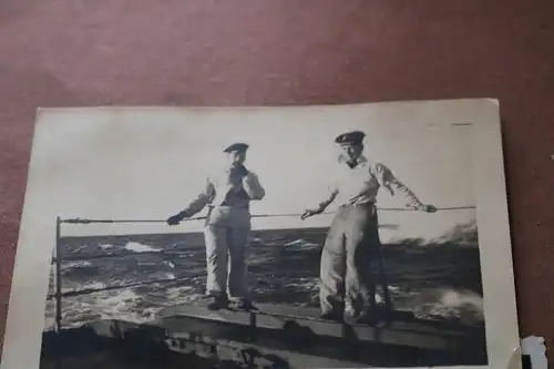 acht alte Fotos - Matrosen, Kriegsmarine, usw . Langeoog , Sellin usw.