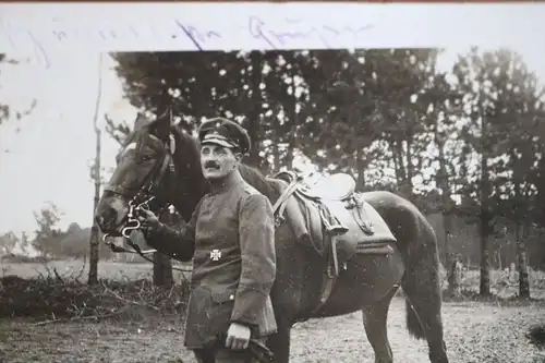 tolles altes Foto - Leutnant mit Pferd - Ord. Offiz. Stab 475 