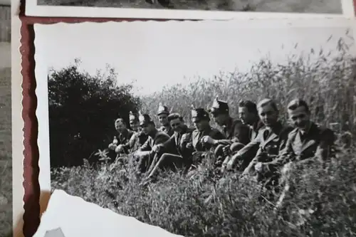 neun  tolle alte Fotos - Polizei - Polizisten noch mit Tschako - 50-60er Jahre ?