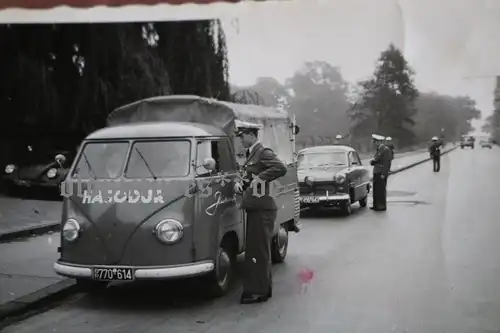 tolles altes Foto Oldtimer VW T1 Pritsche der Firma Hasodur 50er Jahre Polizeiko