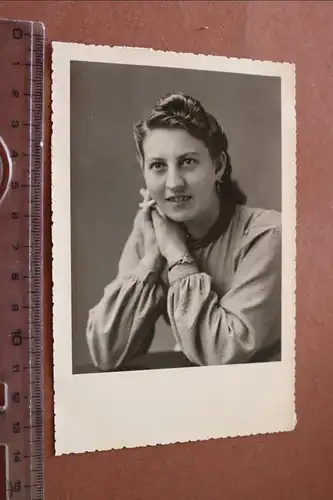tolles altes Foto Portrait einer hübschen Frau  - Tachau - 30-40er Jahre ?