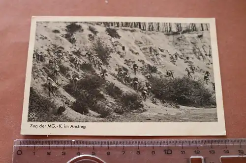 tolle alte Karte - Zug MG Kompanie im Anstieg - 1940