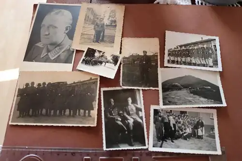 neun alte Soldatenfotos - vers . Einheiten 