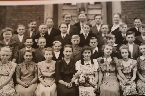 tolles altes Klassenfoto - Köppelsdorf  1950 Schulentlassung