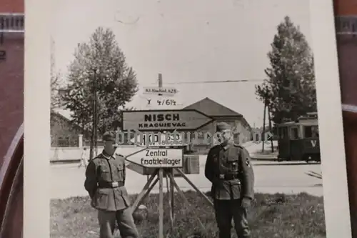 tolles altes Foto - Schilderwald Nähe Nisch  Serbien