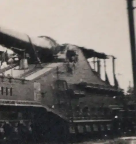 tolles altes Foto - zwei  Eisenbahngeschütze - 