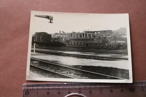 tolles altes Foto - französisches Eisenbahngeschütz -
