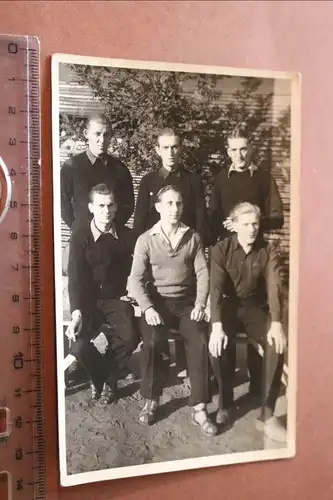 altes Gruppenfoto - deutsche Kriegsgefangene in Strasbourg  Depot PGA 105