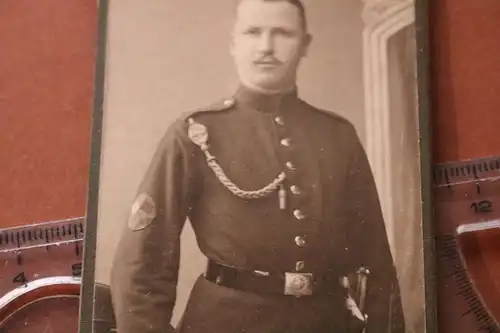 tolles altes CDV Foto - Portrait eines Soldaten Fahnenträger Abz.  Essen Ruhr
