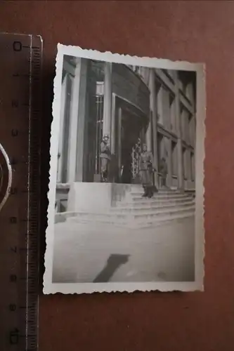 tolles altes Foto - Wachen vor dem Marine-Ministerium in Paris Wehrmacht 1940 