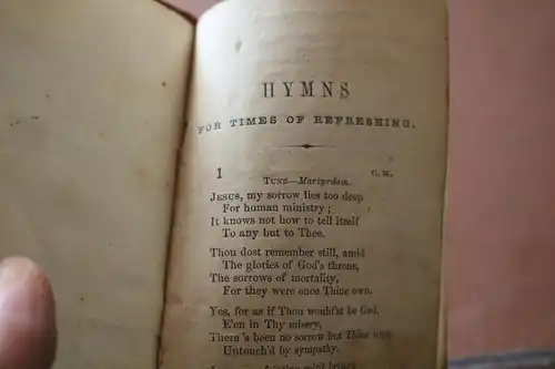 tolles altes Büchlein - Hymnes for Times of Refreshing von 1861 