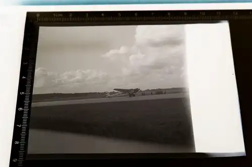 tolles altes Negativ Flugzeug auf Startbahn Messerschmitt M20 - 20-30er Jahre 