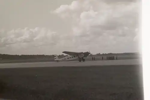 tolles altes Negativ Flugzeug auf Startbahn Messerschmitt M20 - 20-30er Jahre