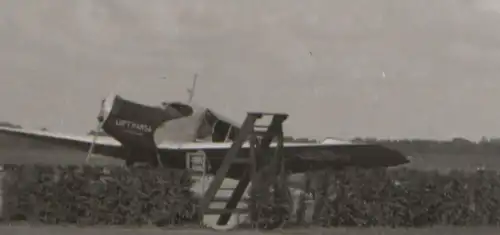 tolles altes Negativ mir unbekannter Flughafen - Deutsche Luft Hansa - Junkers