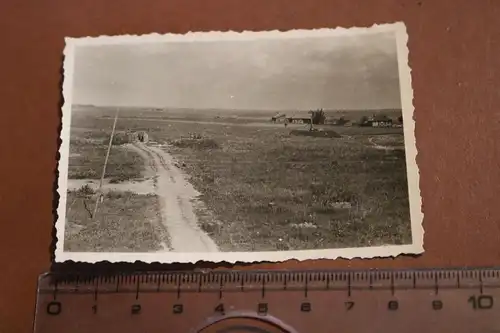 tolles altes Foto - getarnte Flakstellung im weiten Land - Russland ?