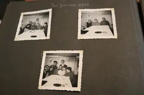 tolles altes Album 73 Fotos - Familie , Mädchen, Soldaten - 30er Jahre 