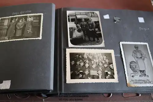 tolles altes Album 73 Fotos - Familie , Mädchen, Soldaten - 30er Jahre 