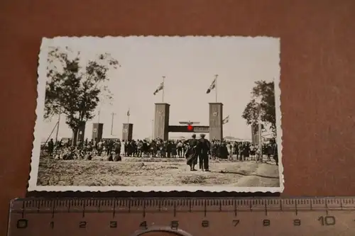 altes Foto - Eingang Wehrmachtszeltlager 1936 ??
