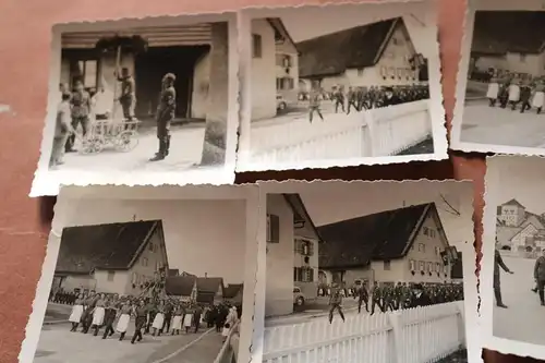 16 tolle alte Fotos Soldaten bei Festumzug Messkirch - Abt.  3 /267 