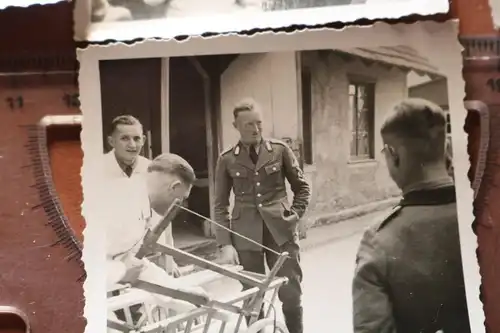 16 tolle alte Fotos Soldaten bei Festumzug Messkirch - Abt.  3 /267 