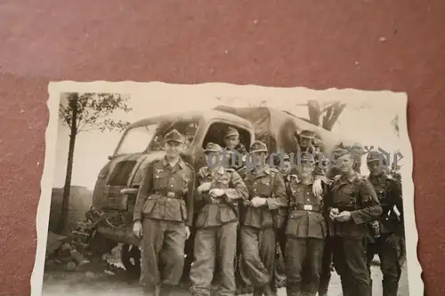 altes Foto  Soldaten PaK-Zug  mit Schlepper   1944 Kessel vom Cherkassy ??? 