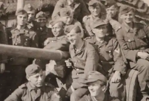 altes Foto  Soldaten mit PaK - Panzertruppe -  1944 Kessel vom Cherkassy ??? 