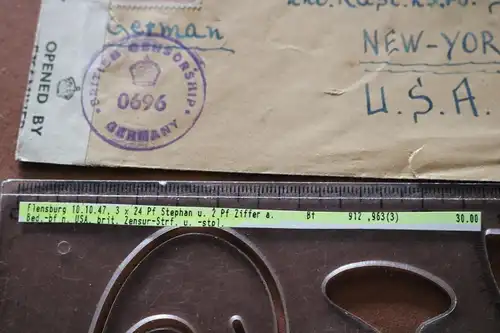 alter Briefumschlag nach USA - geöffnet Zensurstreifen  1947 Flensburg