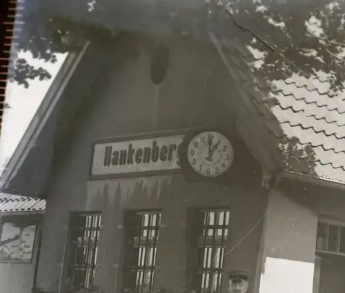 tolles altes Glasnegativ - Bahnhof Hankenberg - 30er Jahre defekt
