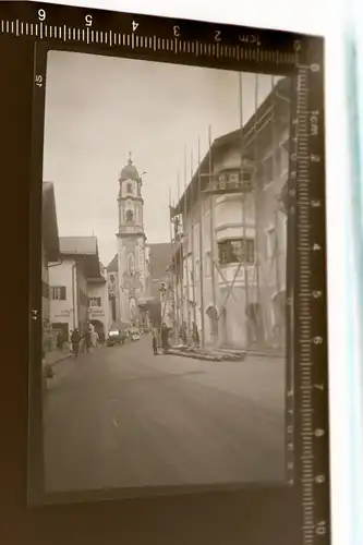 tolles altes Negativ - Strasse Mittenwald - Geschäfte , Pfarrkirche  30-50er Jah